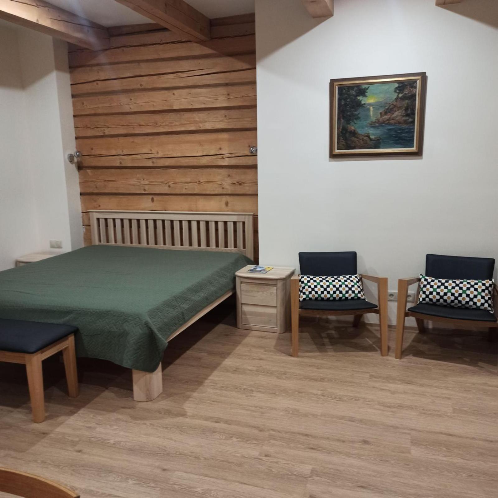 S Neries 19 Apartamentai Su Parkingu Šiauliai Exteriör bild