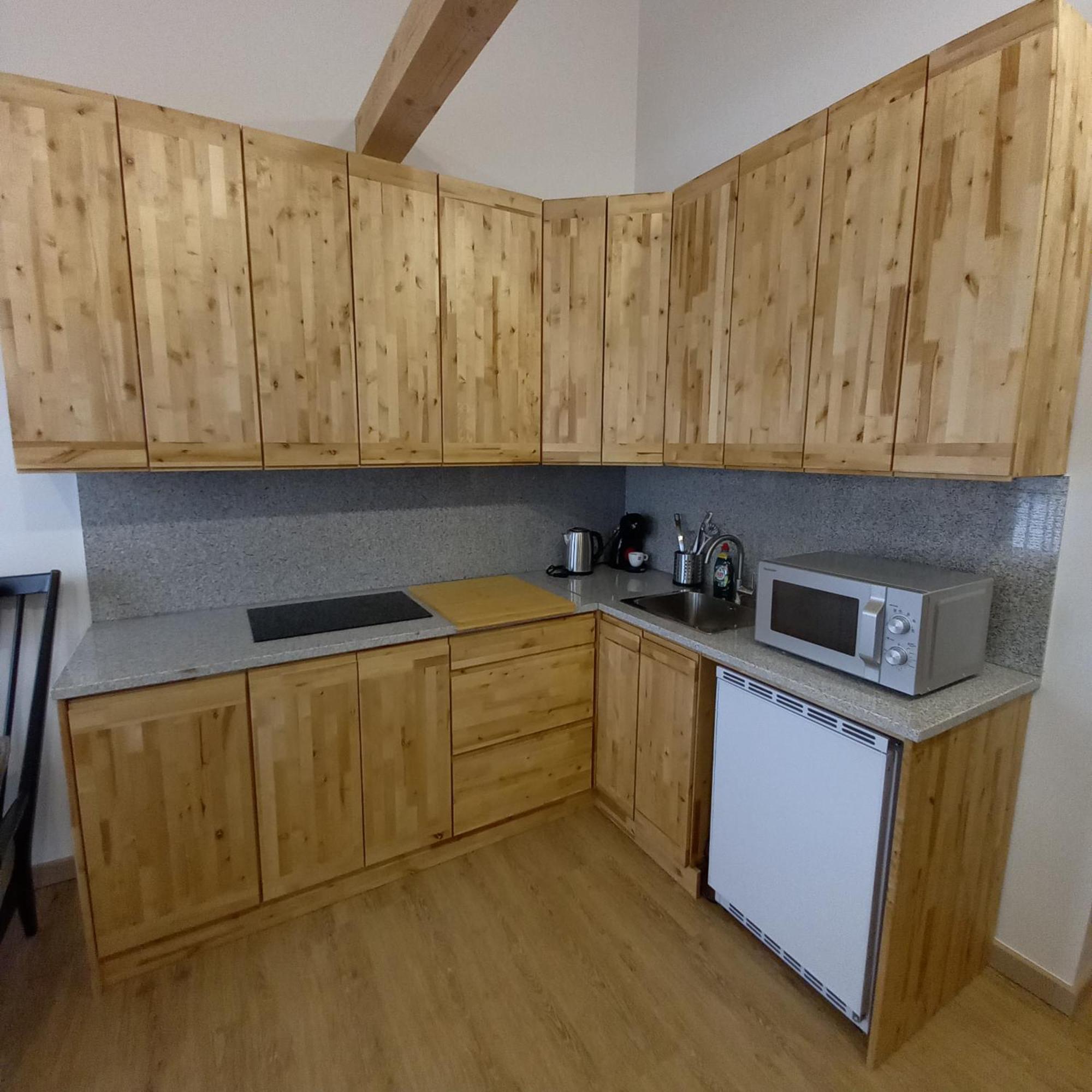 S Neries 19 Apartamentai Su Parkingu Šiauliai Exteriör bild