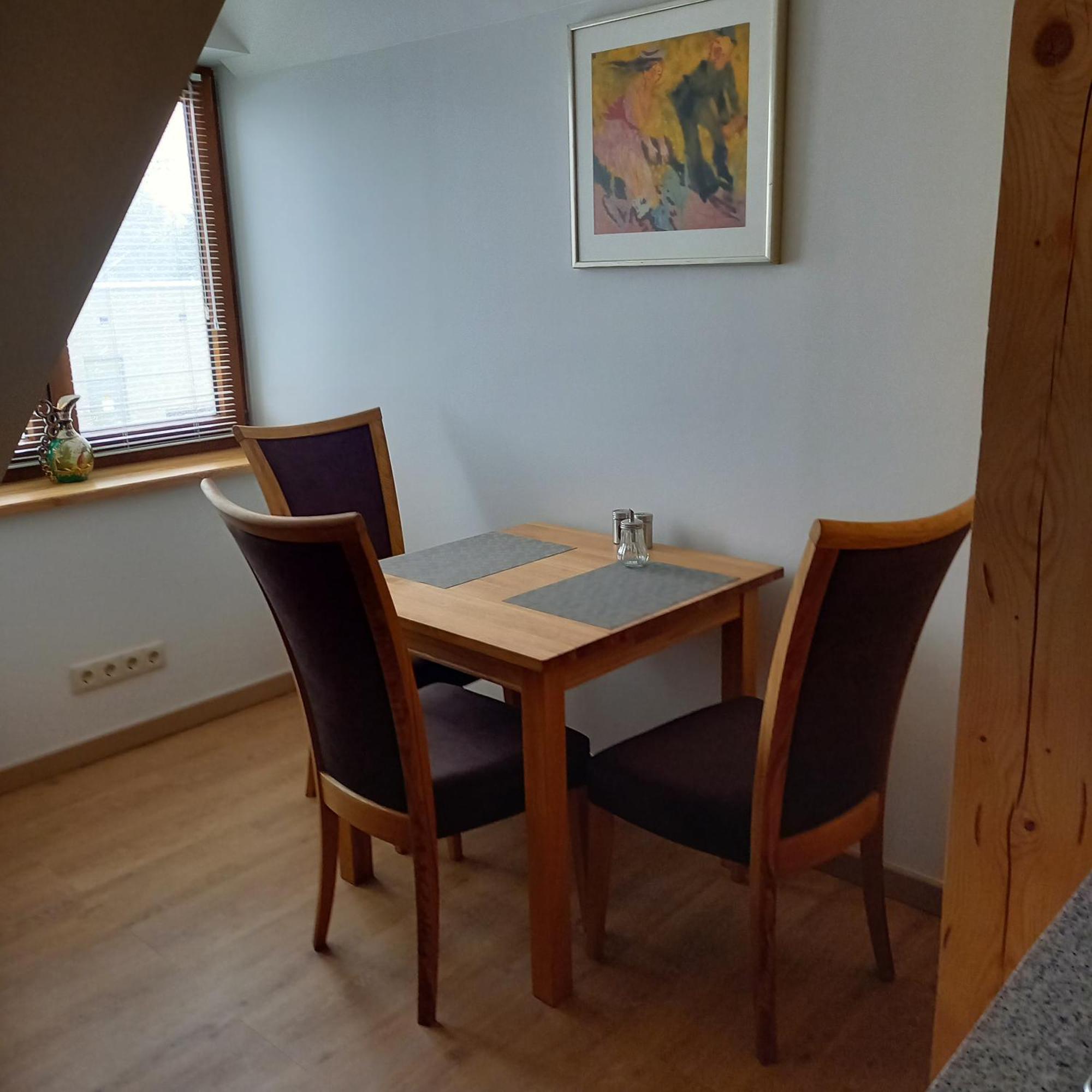 S Neries 19 Apartamentai Su Parkingu Šiauliai Exteriör bild
