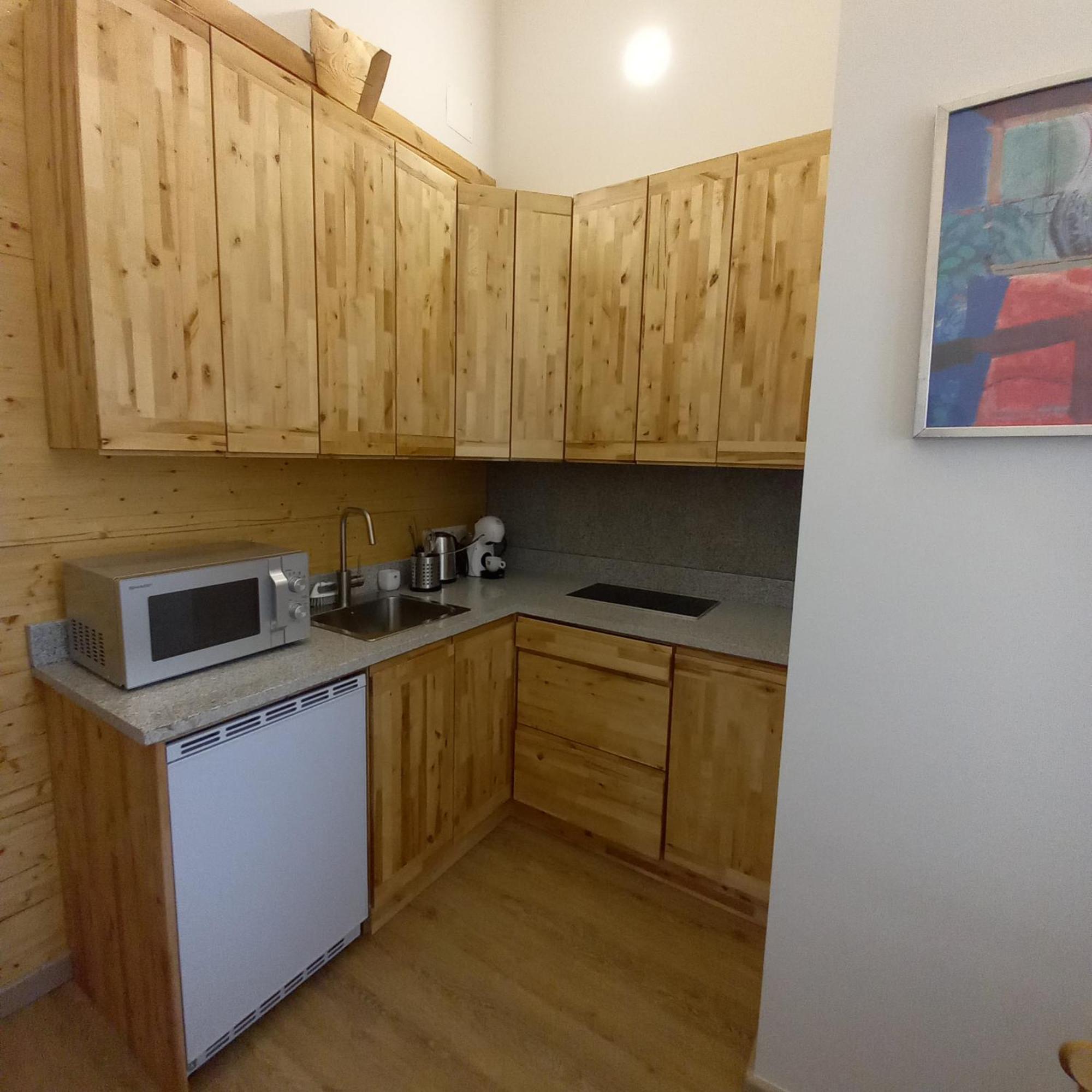 S Neries 19 Apartamentai Su Parkingu Šiauliai Exteriör bild
